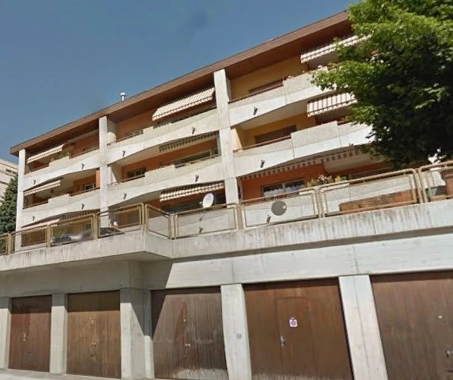 Appartement 4.5 pièces avec garage - Photo 2 sur 13