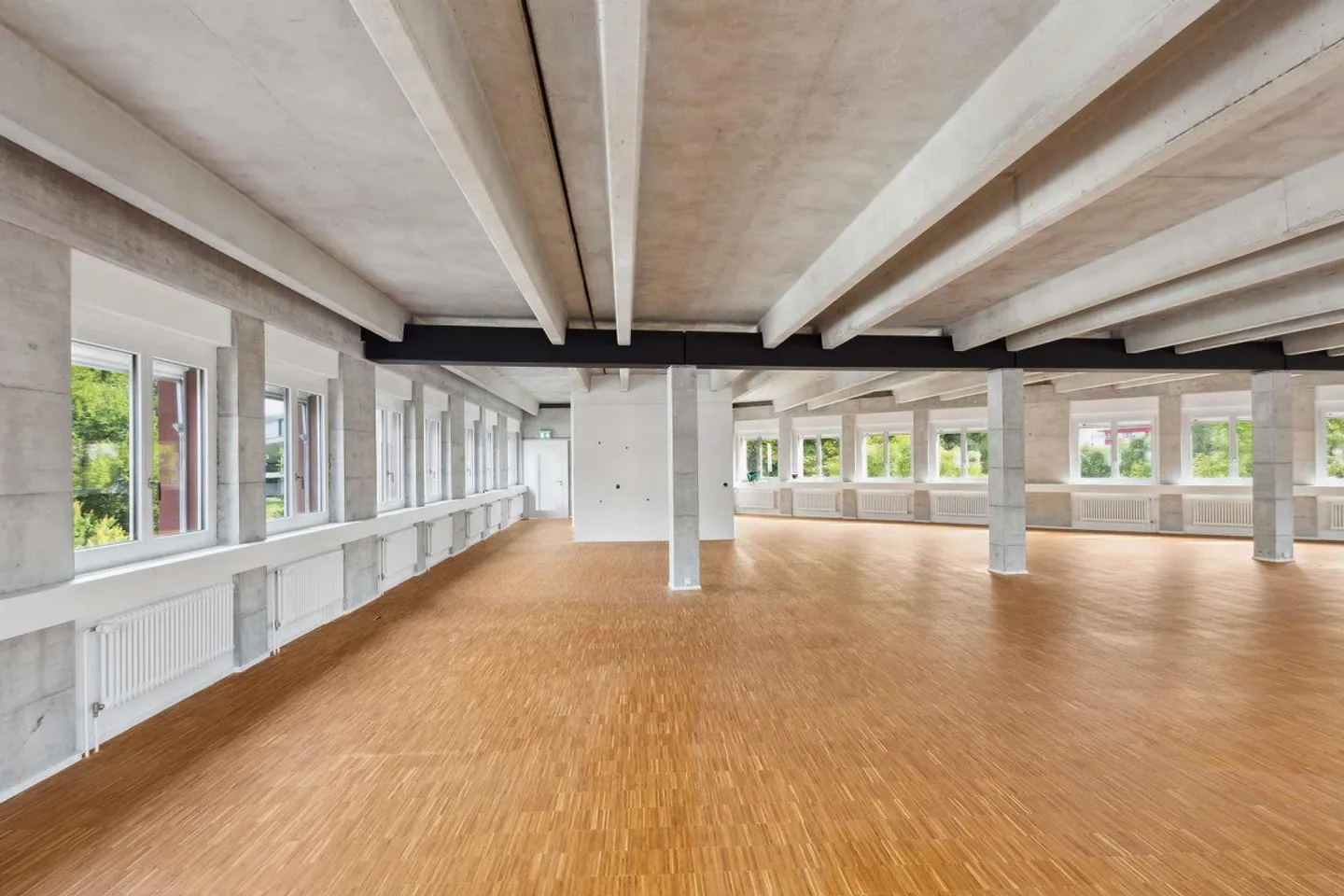 Modern. Flexible. Unique. Your new business location! - Photo 5 of 9