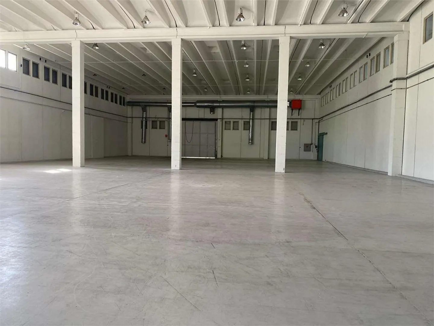 Bioggio, entrepôt avec stockage et bureaux - Photo 6 sur 13