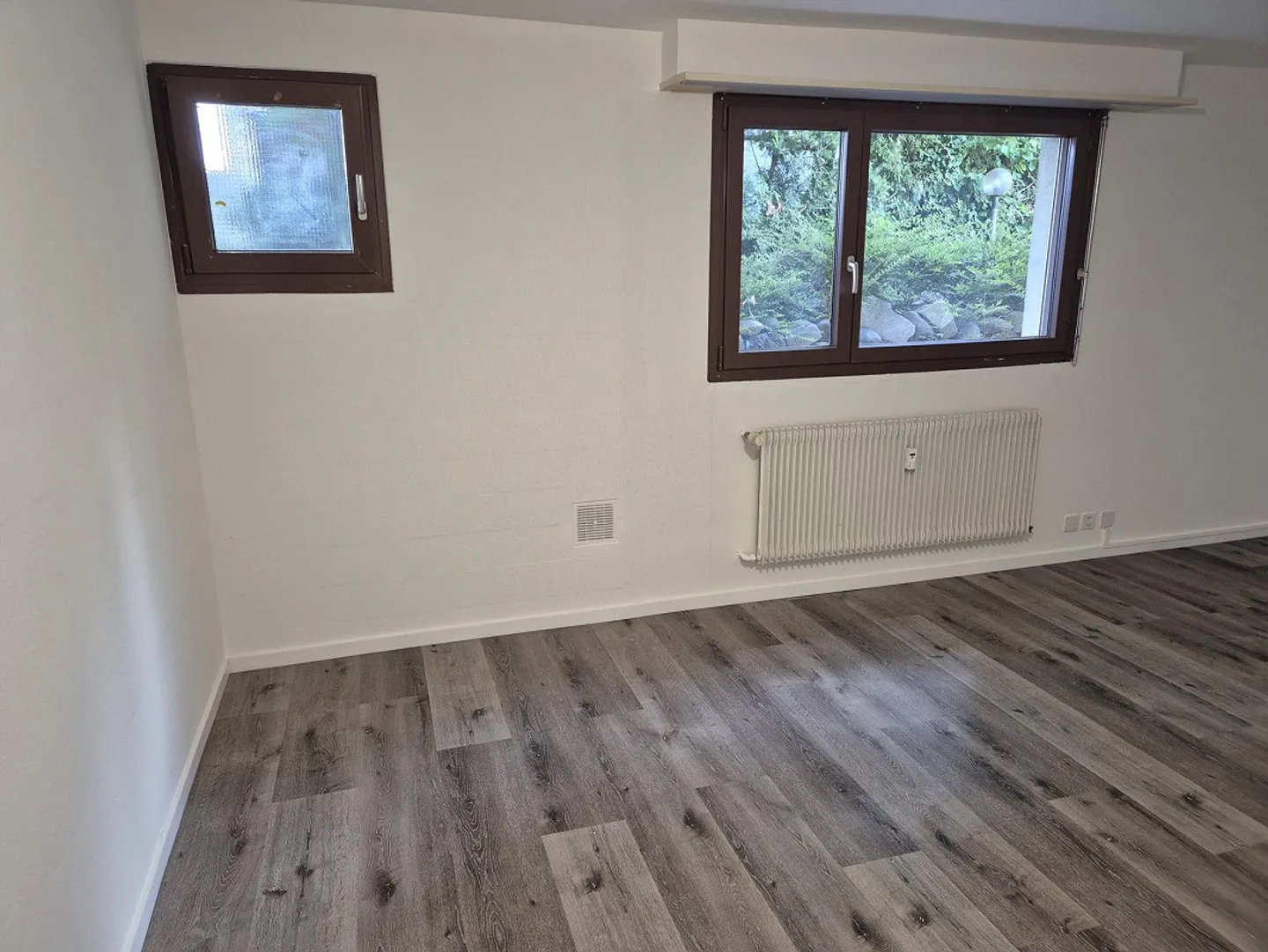 Storage/Craft Room (20m²) in the basement of a residential building - Photo 1 of 4