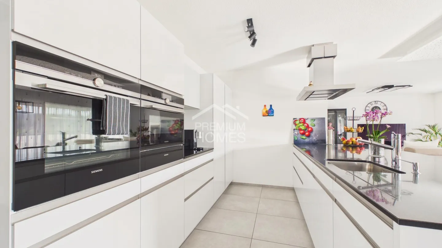 Geräumige Familienwohnung mit Terrasse - Foto 6 von 10