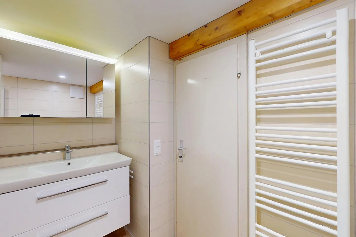 Ampia casa unifamiliare nel cuore di Liesberg, Canton BL - Foto 11 di 14