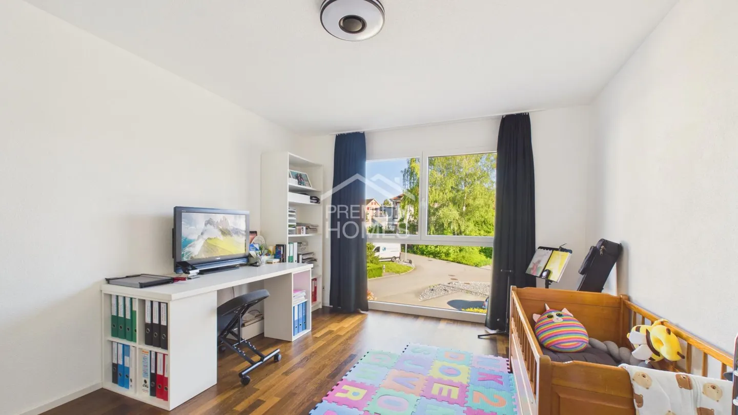 Geräumige Familienwohnung mit Terrasse - Foto 8 von 10