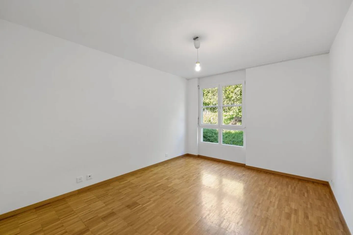 Helle Wohnung in grüner Umgebung - Foto 12 von 13