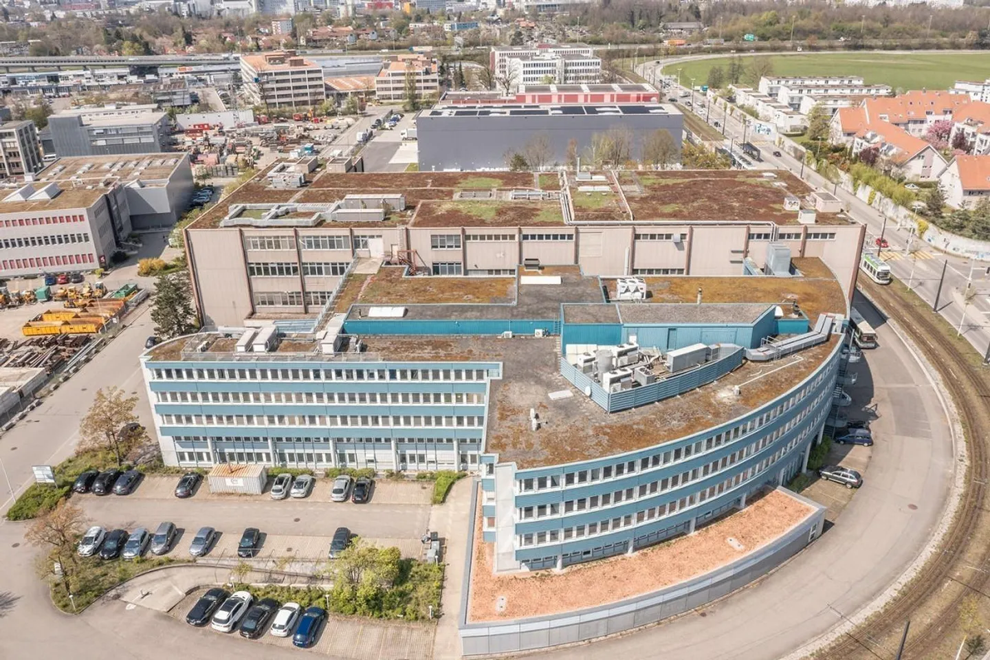 Espace commercial dans une zone industrielle à Wallisellen - Photo 9 sur 10