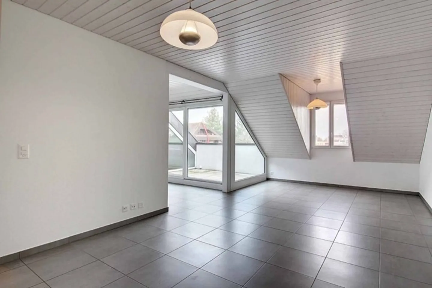 Geräumige Wohnung mit Balkon - Foto 5 von 13