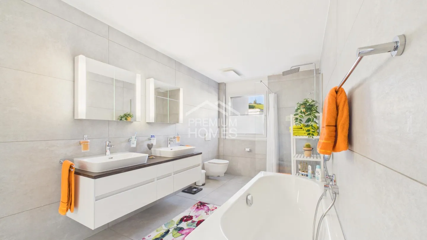 Geräumige Familienwohnung mit Terrasse - Foto 9 von 10