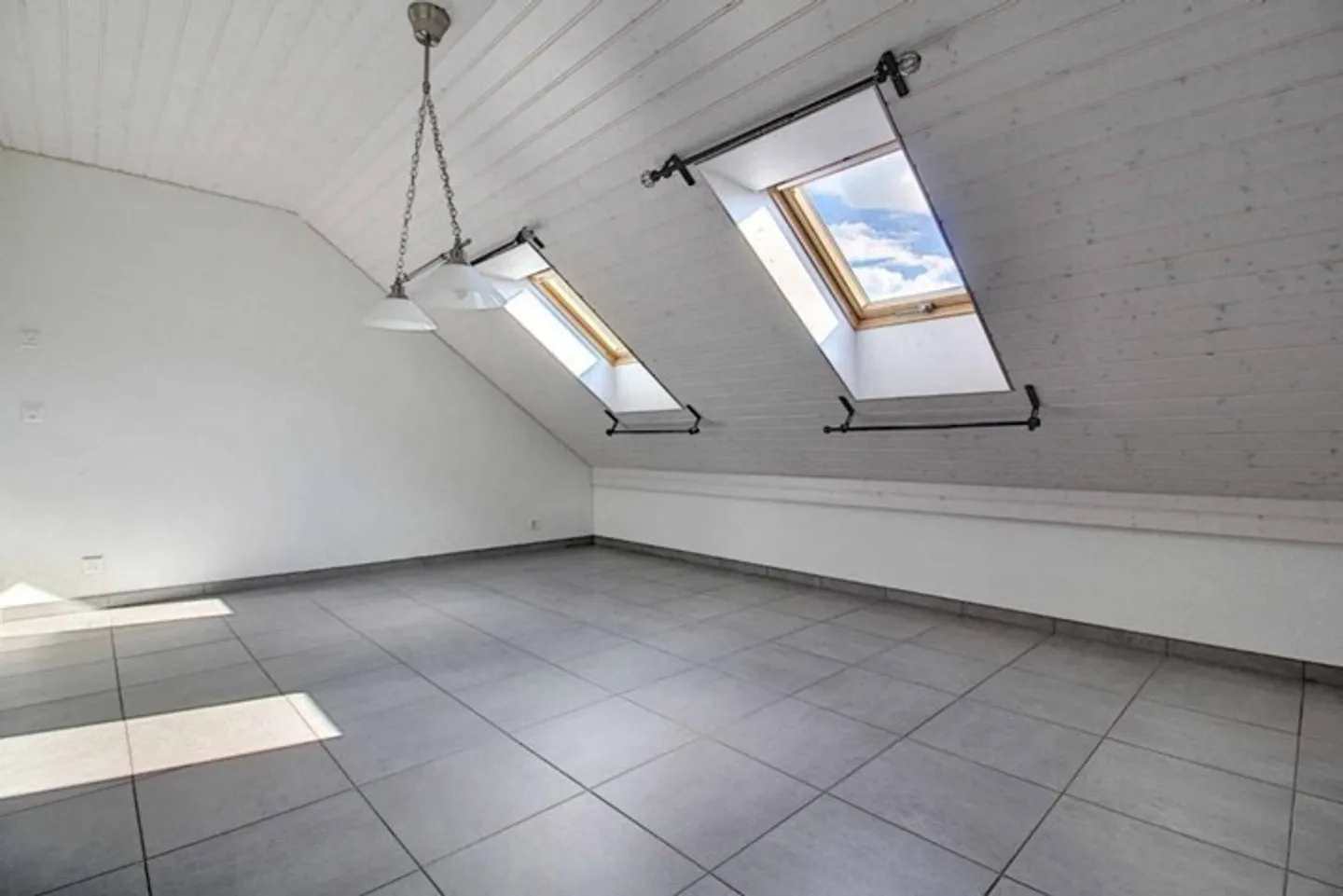 Geräumige Wohnung mit Balkon - Foto 9 von 13