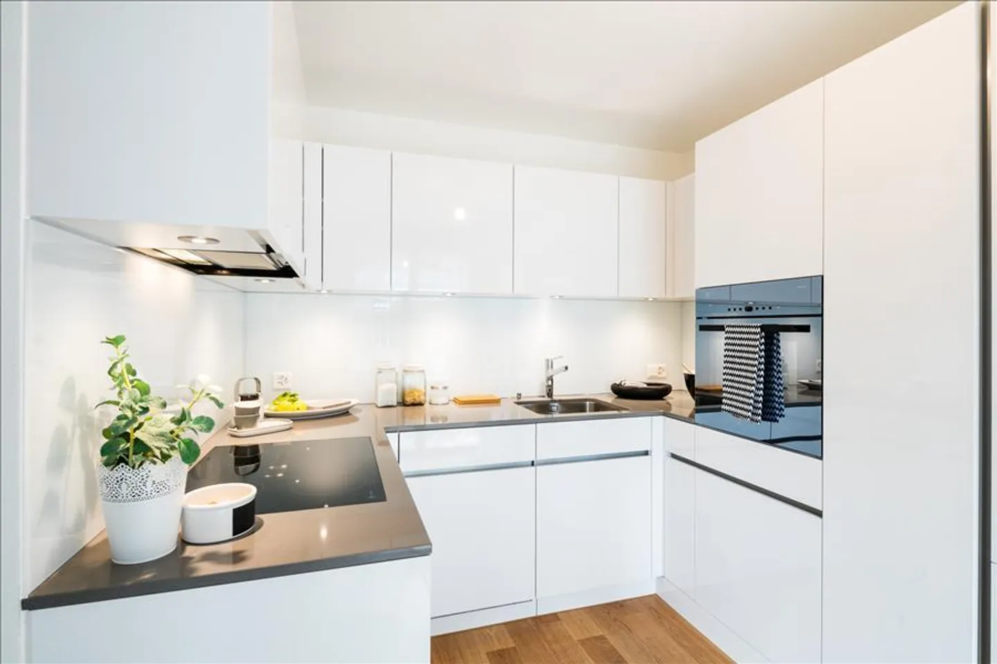 Charmante 4.5 Zimmer Wohnung - Foto 4 von 9