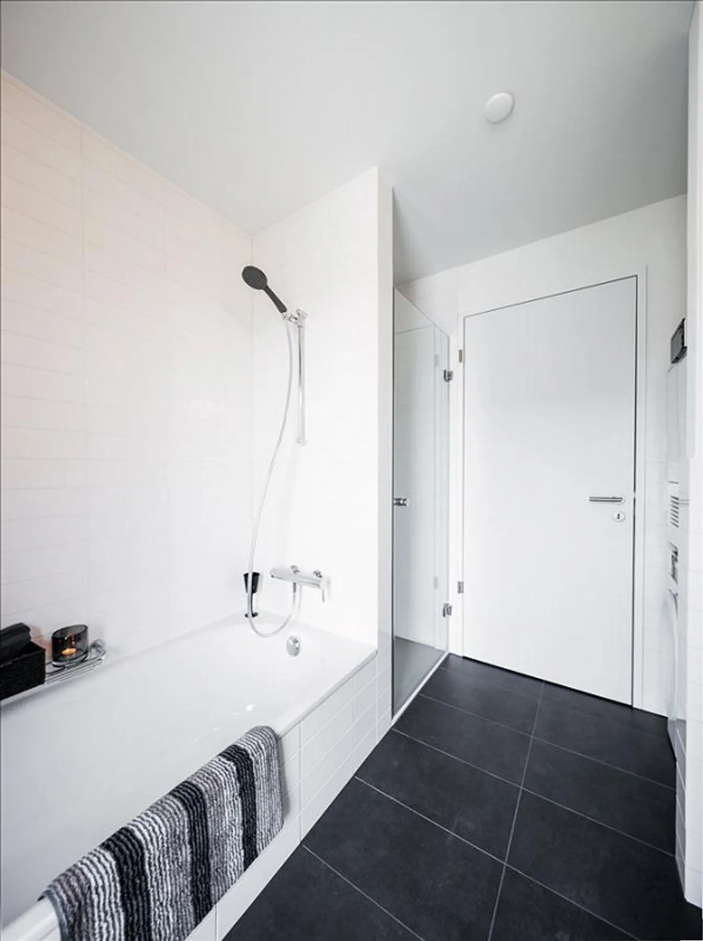 Charmante 4.5 Zimmer Wohnung - Foto 6 von 9