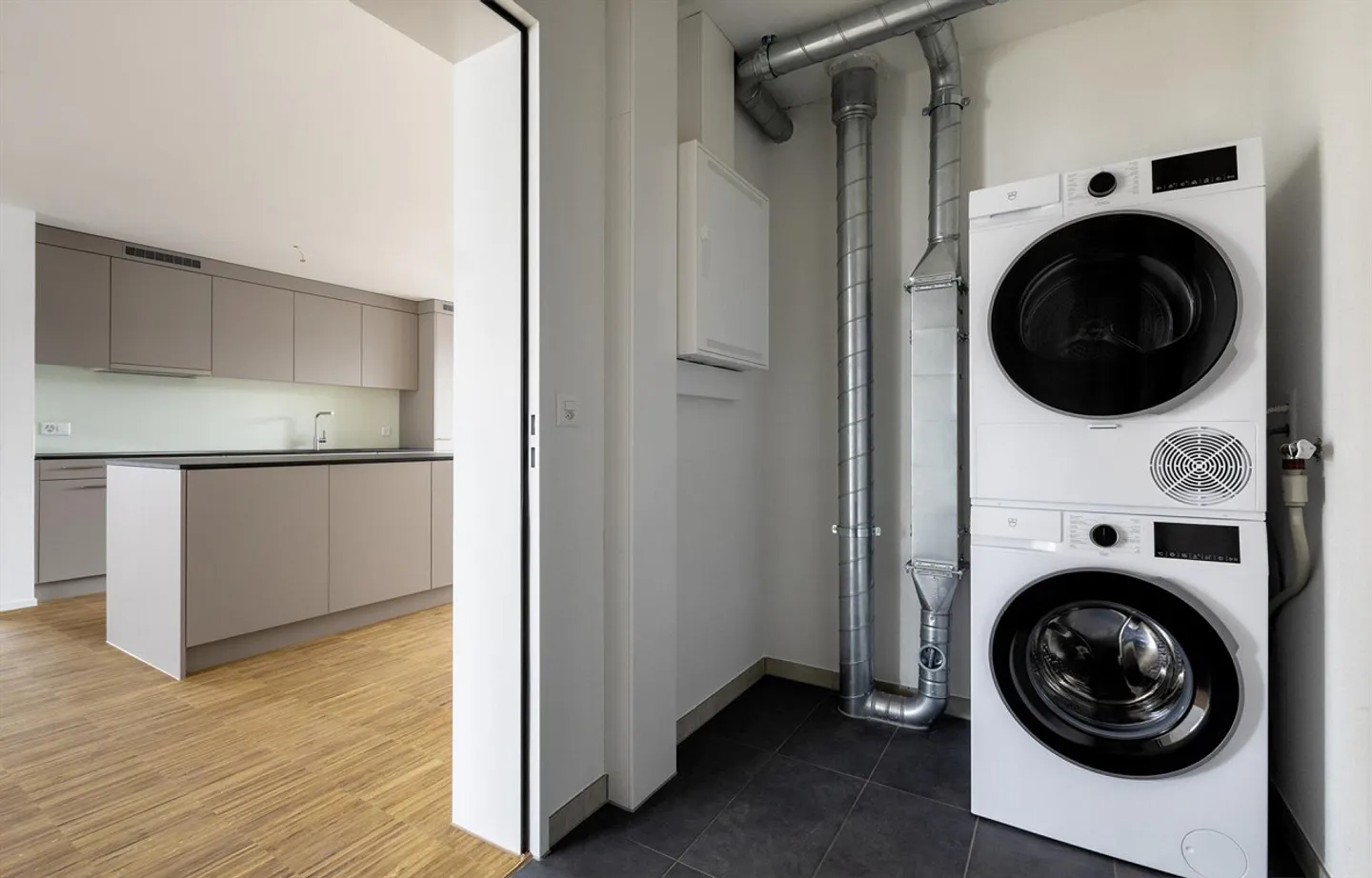 First Rental: Development "Q34" in Burgdorf - Photo 3 of 10