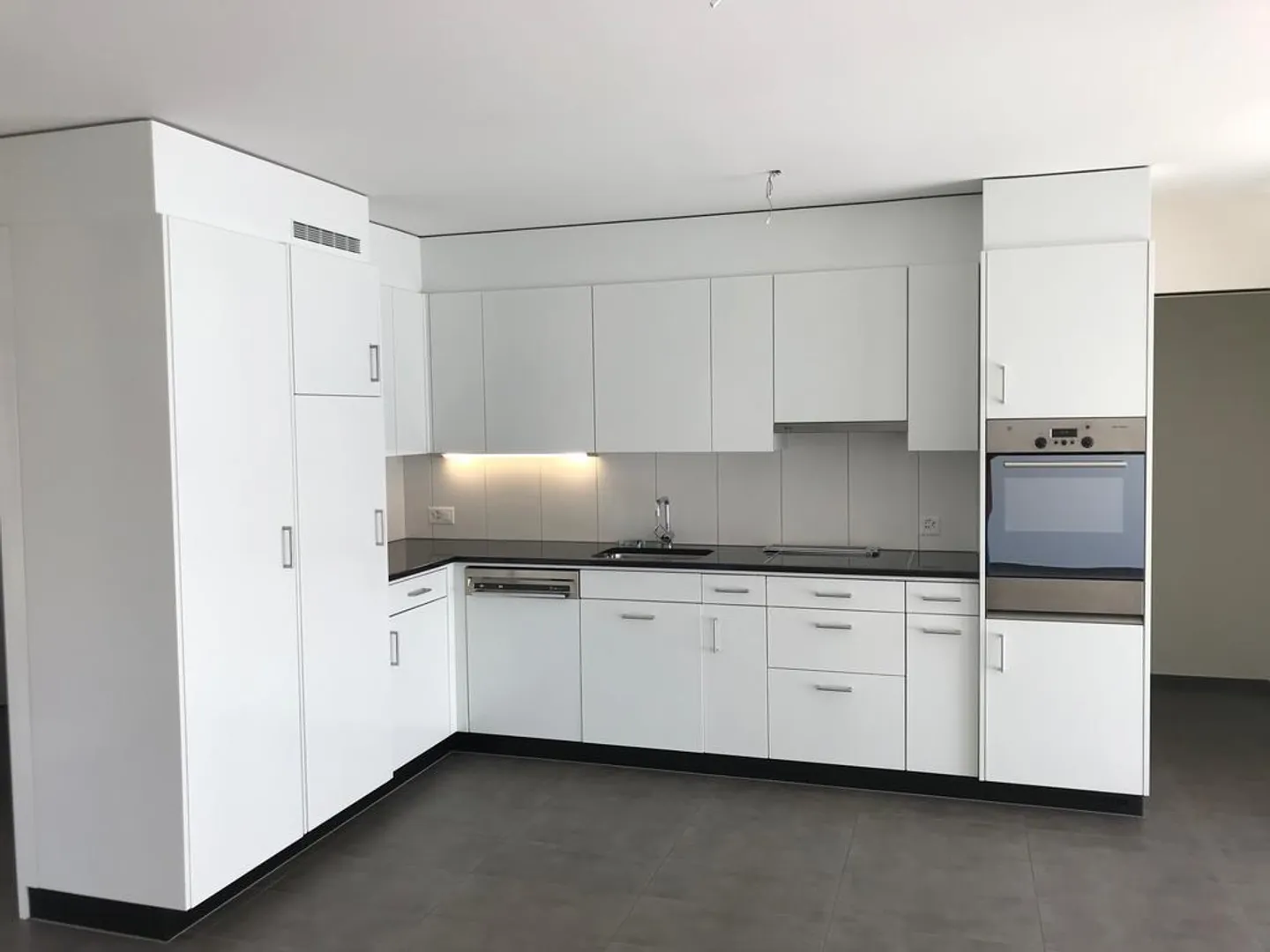 Appartement dans un emplacement central - Photo 2 sur 11