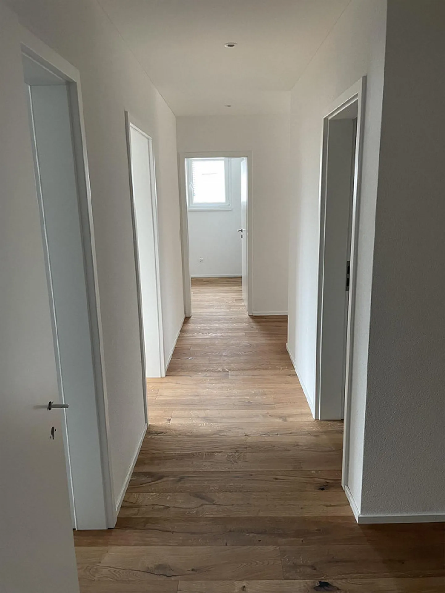 Appartement de 4,5 pièces à vendre dans un emplacement central - Photo 7 sur 11