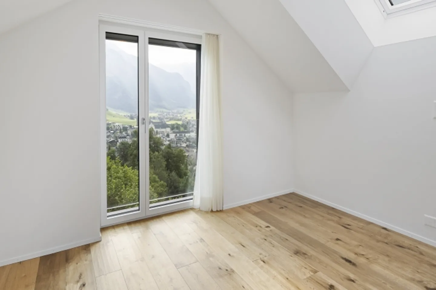 «Hoch oben leben mit Aussicht – einzigartig und nachhaltig» - Foto 8 von 16