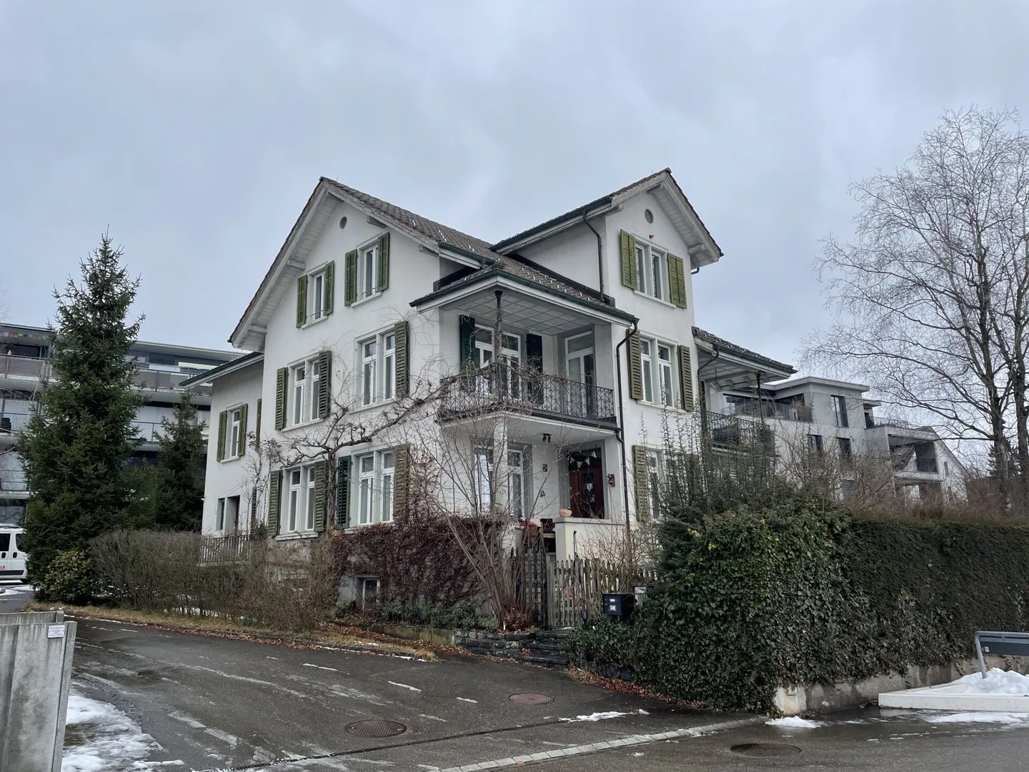 7.5-room semi-detached house for rent - Photo 1 of 13