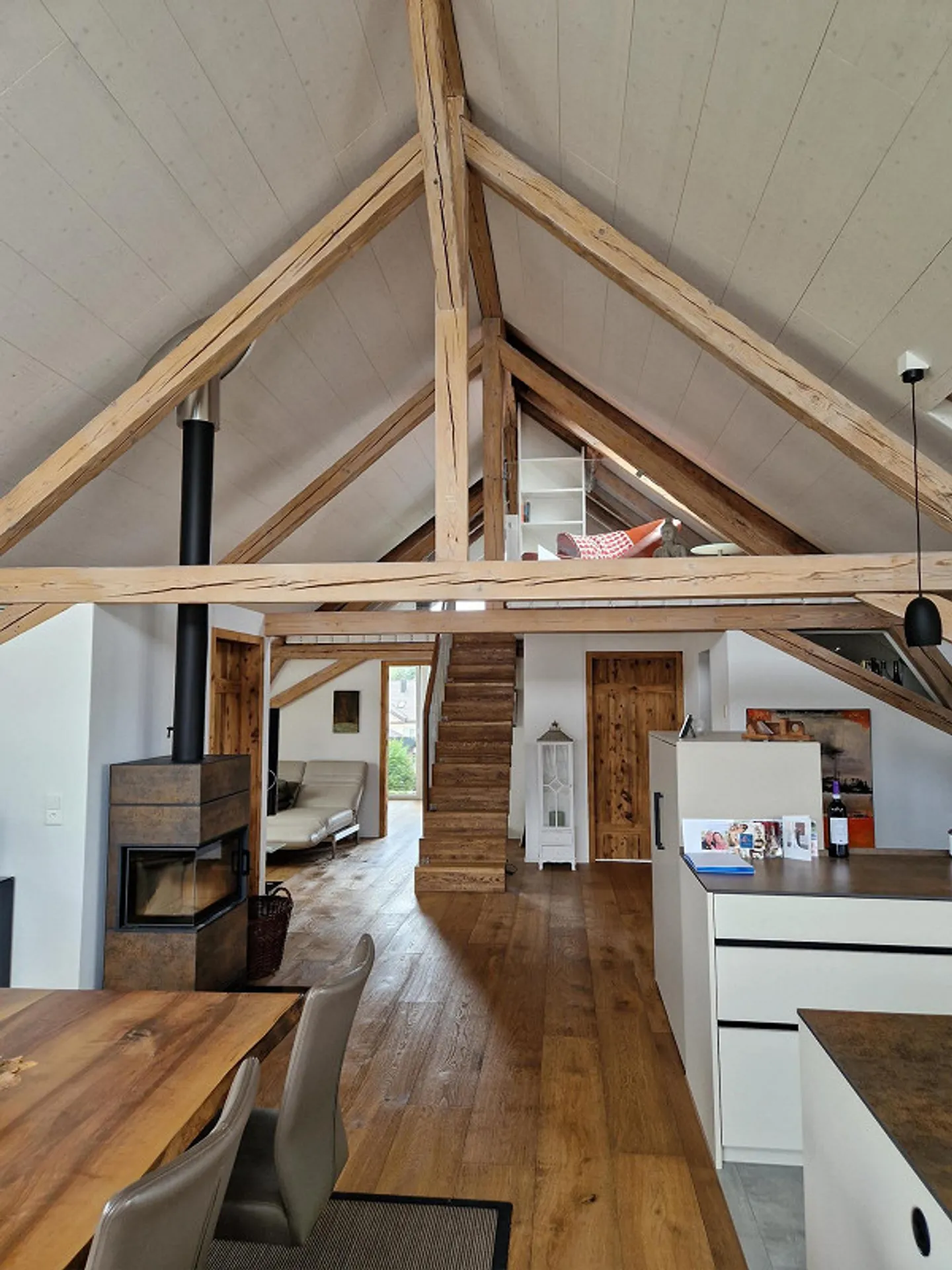 "Traumhafte, möblierte 4.5-Zimmer-Wohnung" - Foto 1 von 8