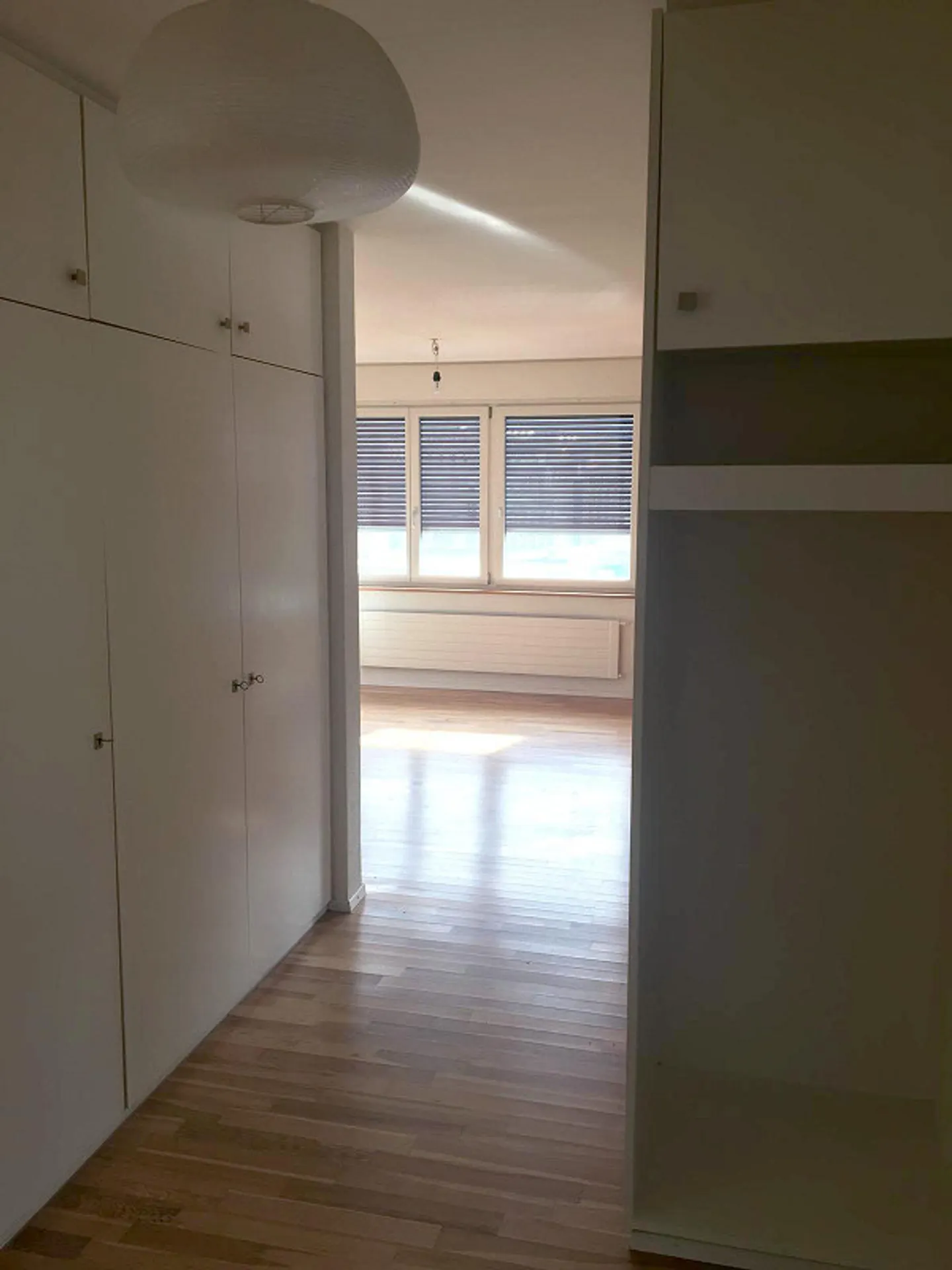 Geräumige Wohnung mit Dachterrasse - Foto 7 von 14