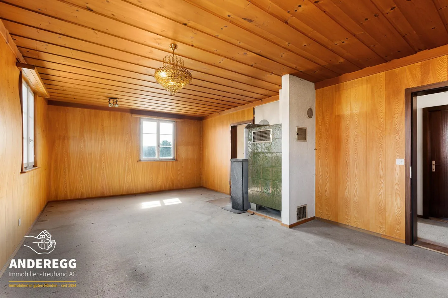 Historical Chalet at Wolfensberg – Detached 5-Room Single-Family House with Ch... - Photo 4 of 13