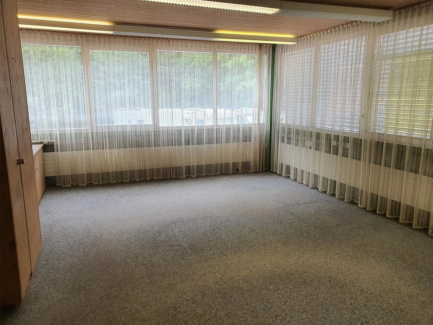 628 m² bright storage and production area with office section - Photo 7 of 13