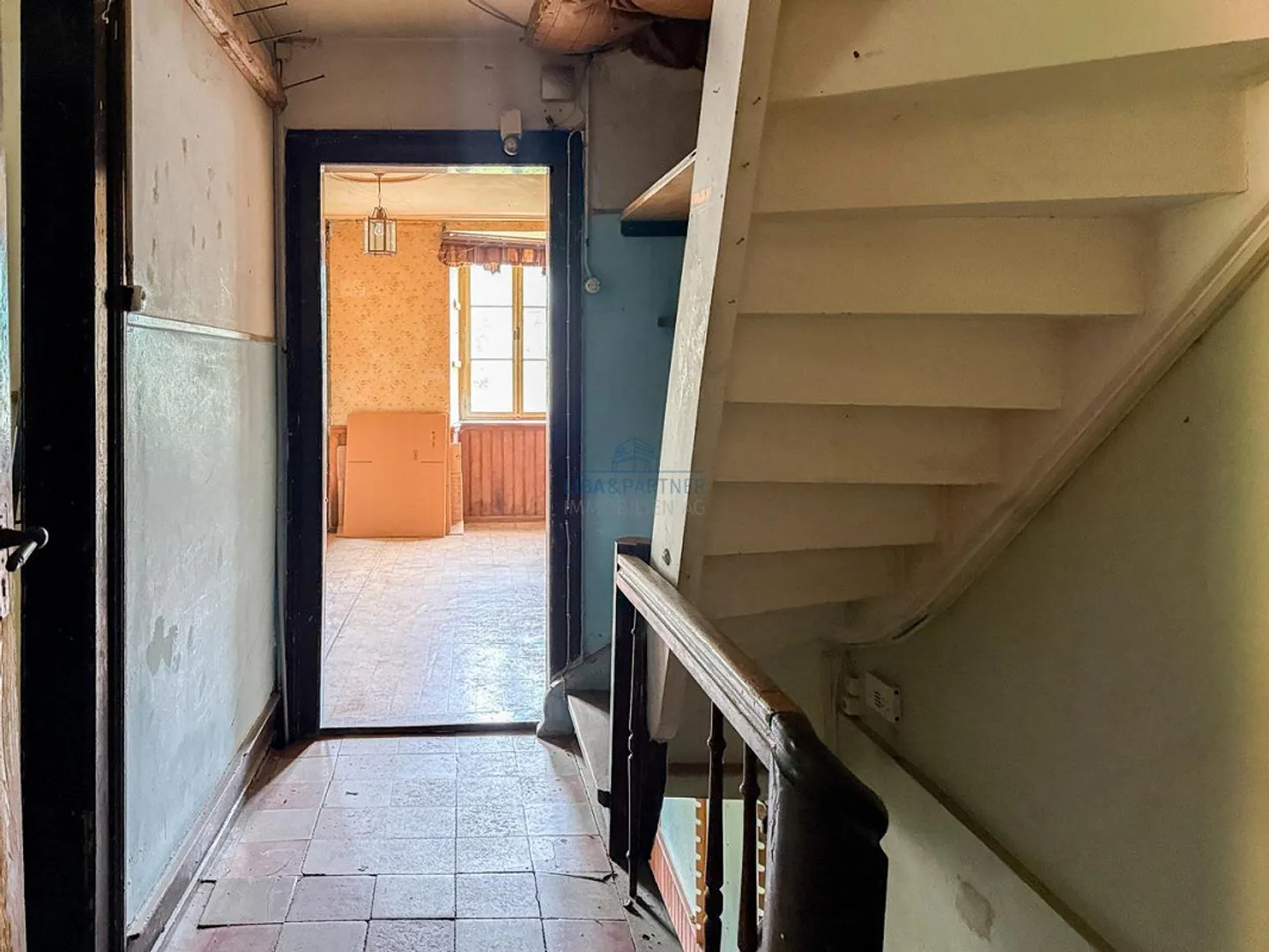 Grande potenziale: Casa con opzioni di utilizzo e ampliamento flessibili - Foto 13 di 18