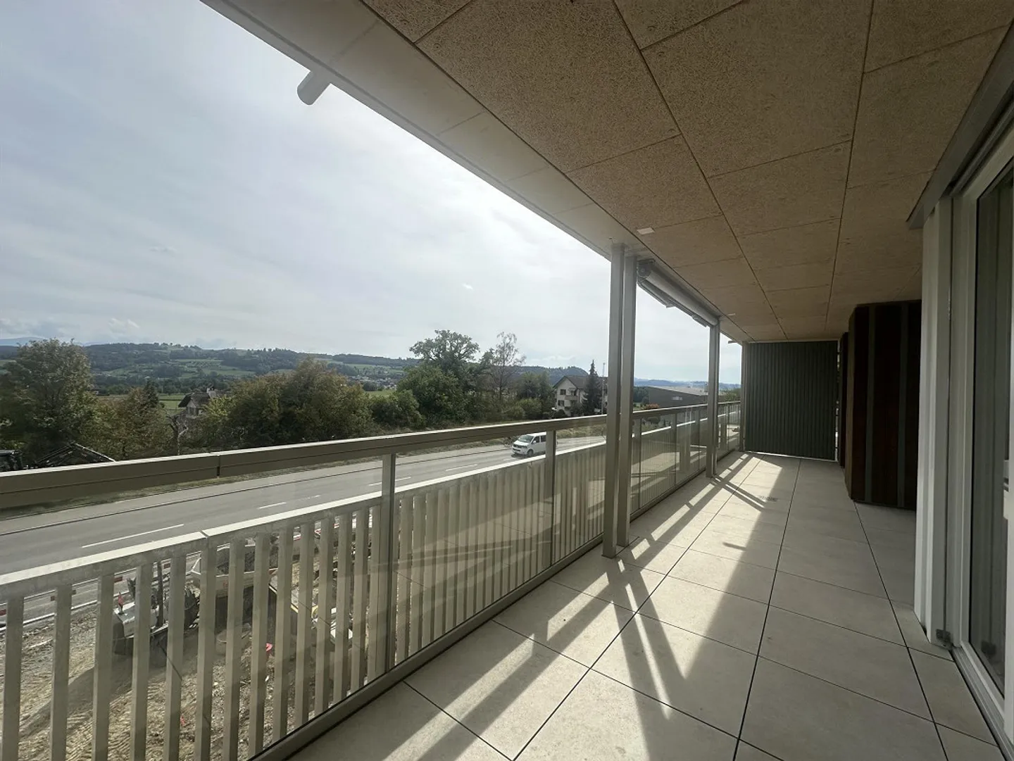 Ampio appartamento nuovo di 2½ locali con balcone di 24 m² a St. Erhard - Foto 7 di 11
