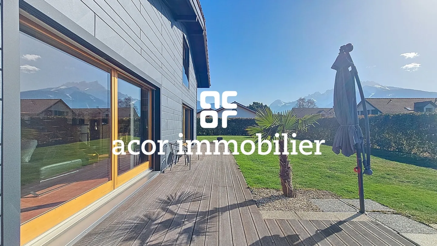 Charmante Villa mit Naturpool - Foto 6 von 7