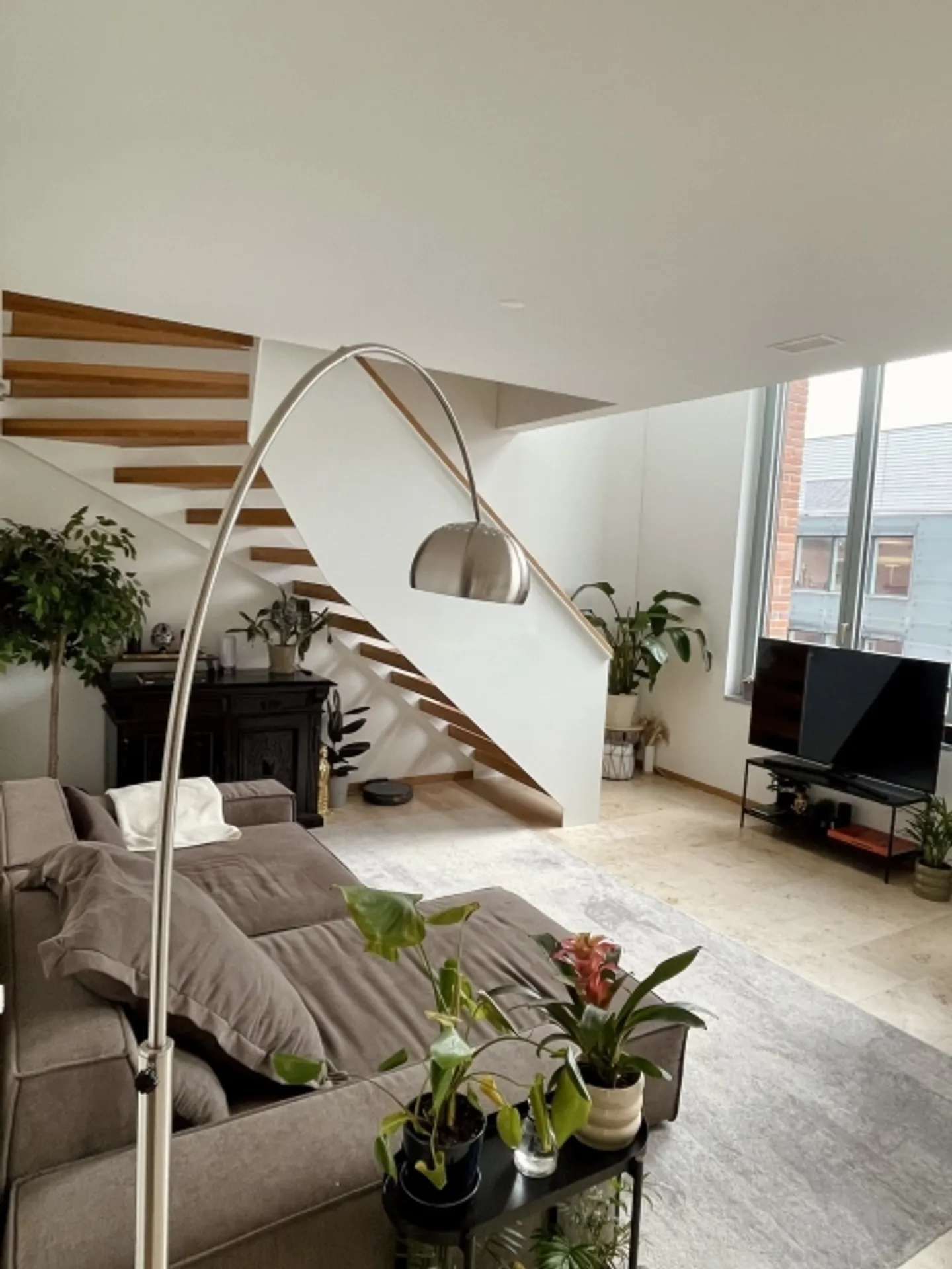 «2½ ZI-WOHNUNG IN ZÜRICH, MÖBLIERT, TEMPORÄR» - Foto 1 von 9