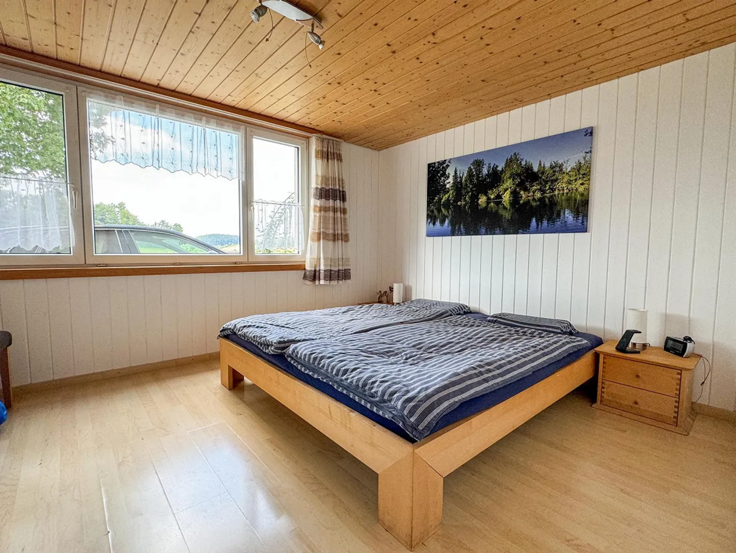 Two-family house with large garden - Photo 12 of 17