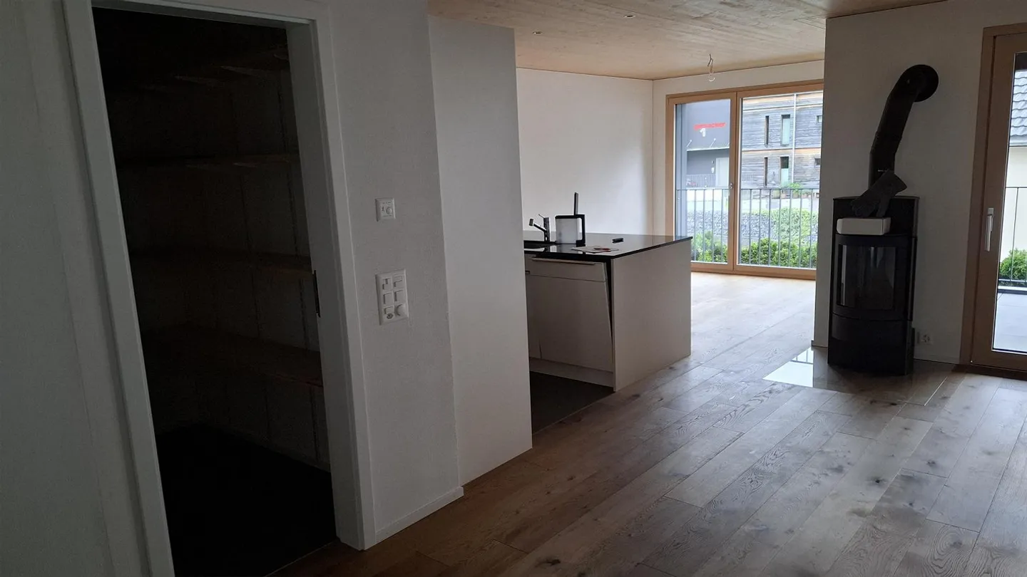 Beautiful bright 3.5 room apartment - Photo 1 of 6