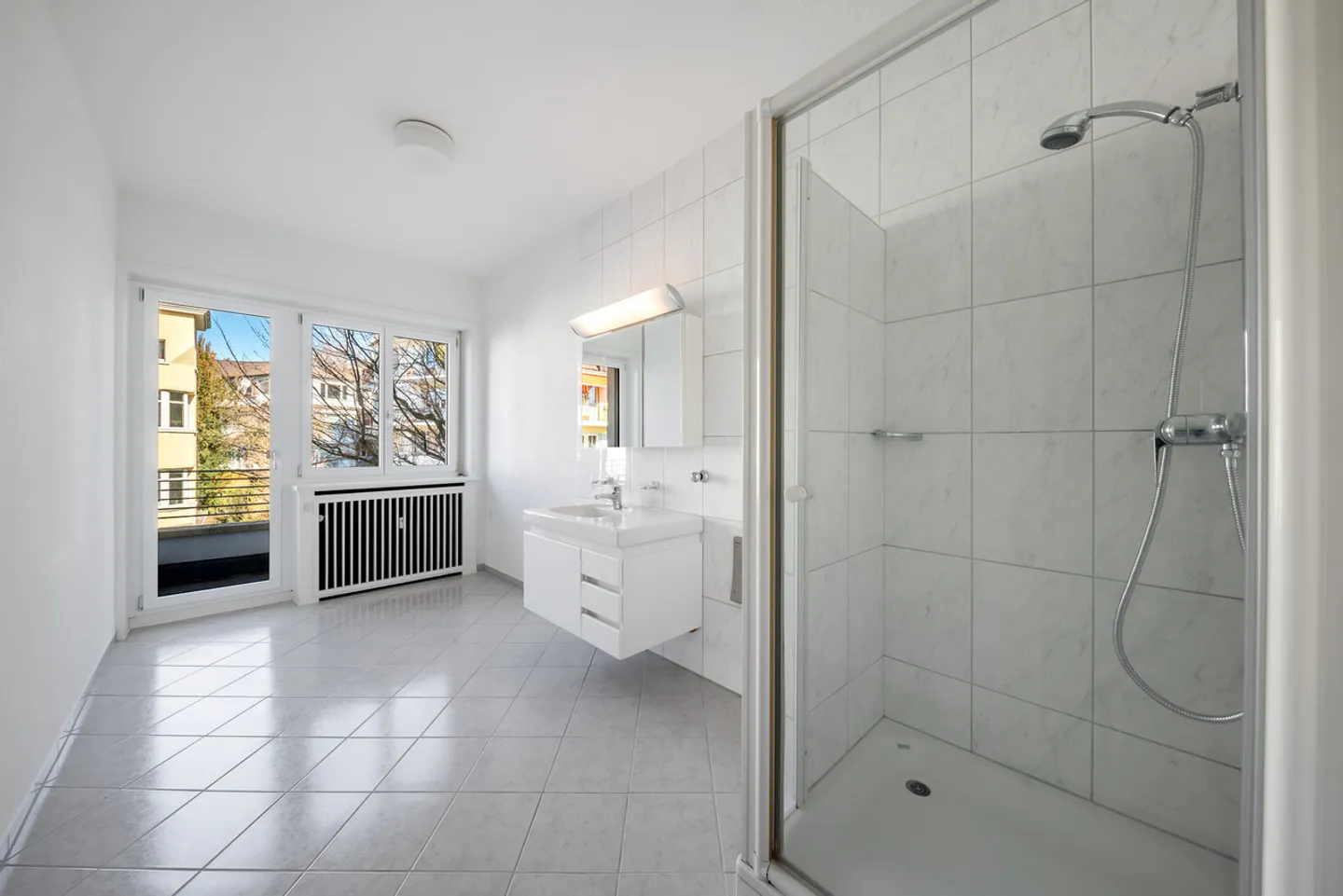 Exclusive dream home in a popular residential area! - Photo 9 of 13