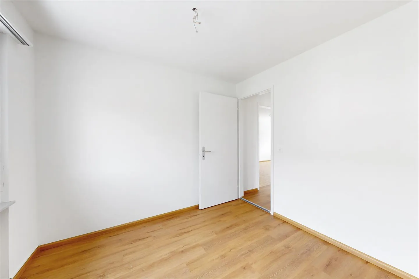 Green, quiet and well connected! RENT WITHOUT DEPOSIT - Photo 6 of 8