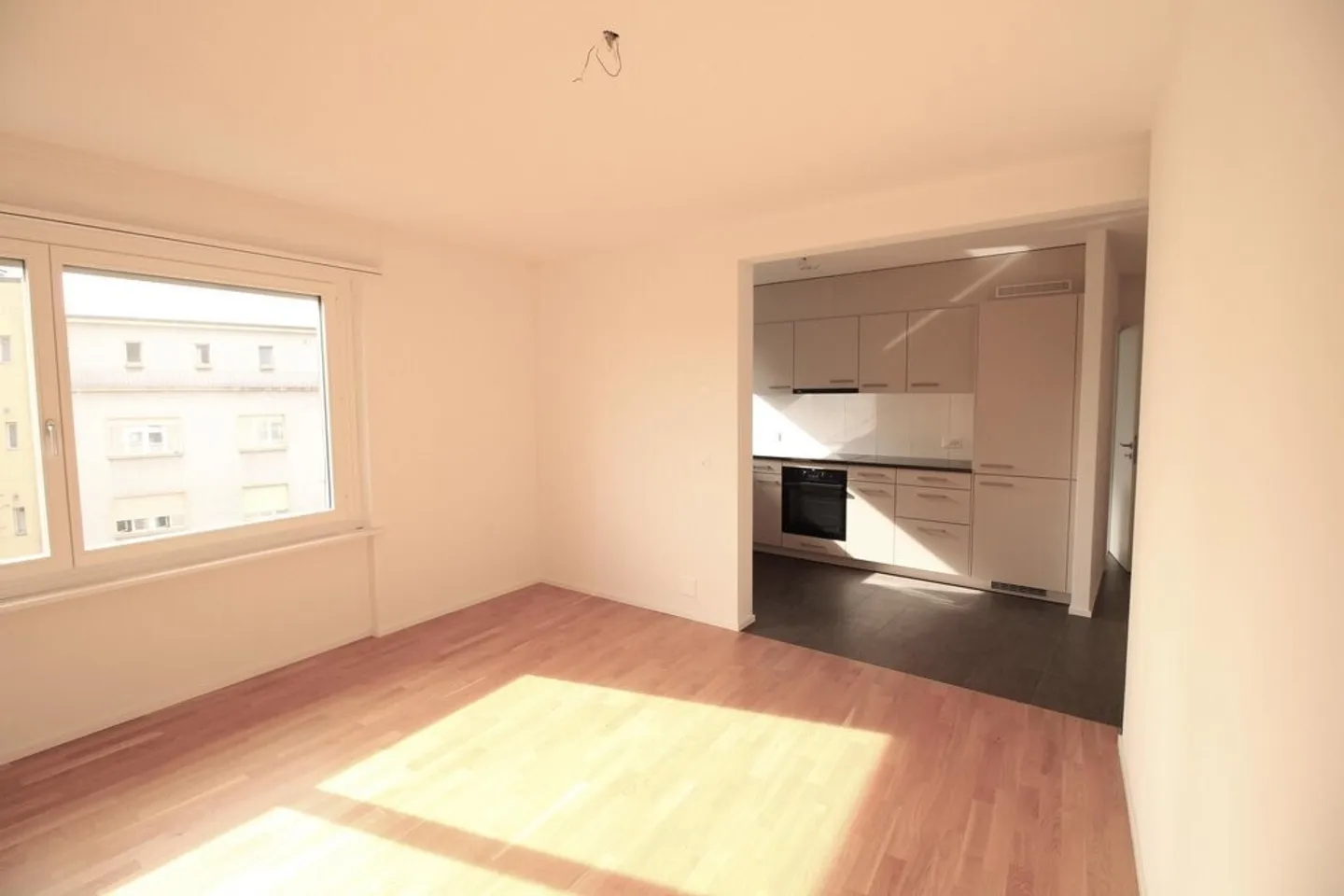 Charmante 2.5-Zimmerwohnung - Foto 2 von 5