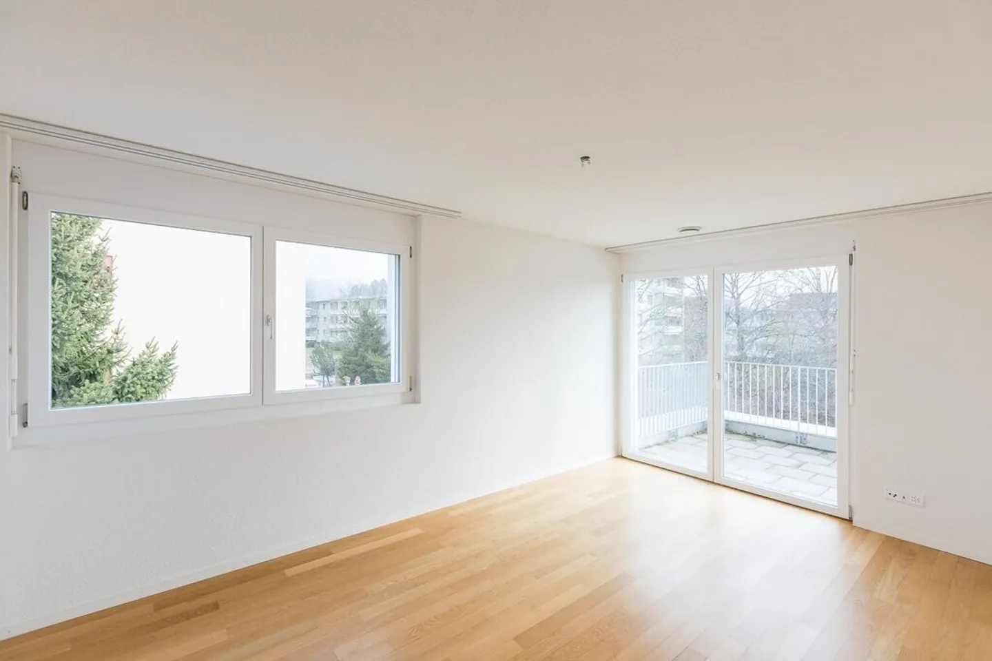 Apply now and secure one month rent-free! - Photo 7 of 8