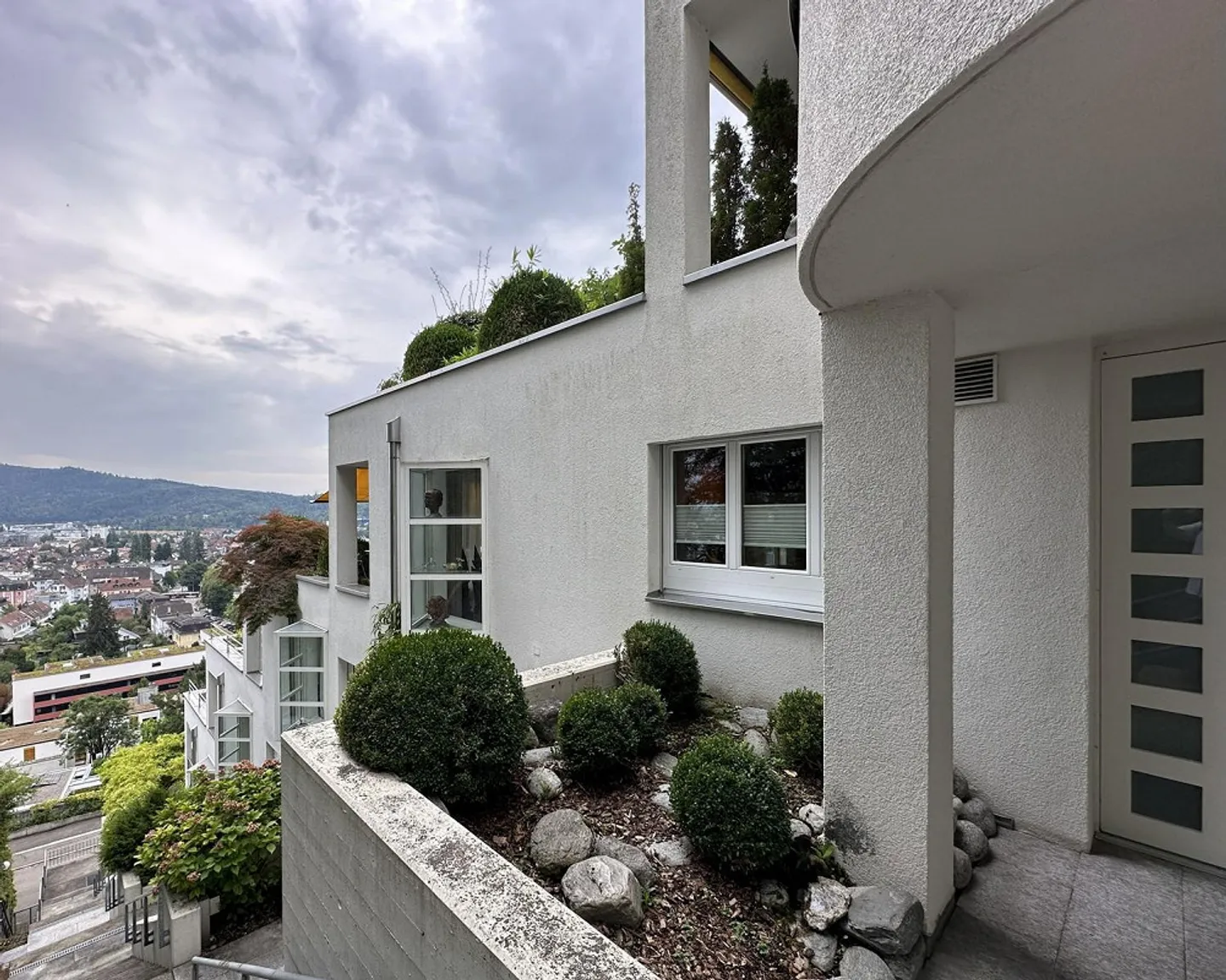 Exclusive Terrace Living with a View - Photo 3 of 13