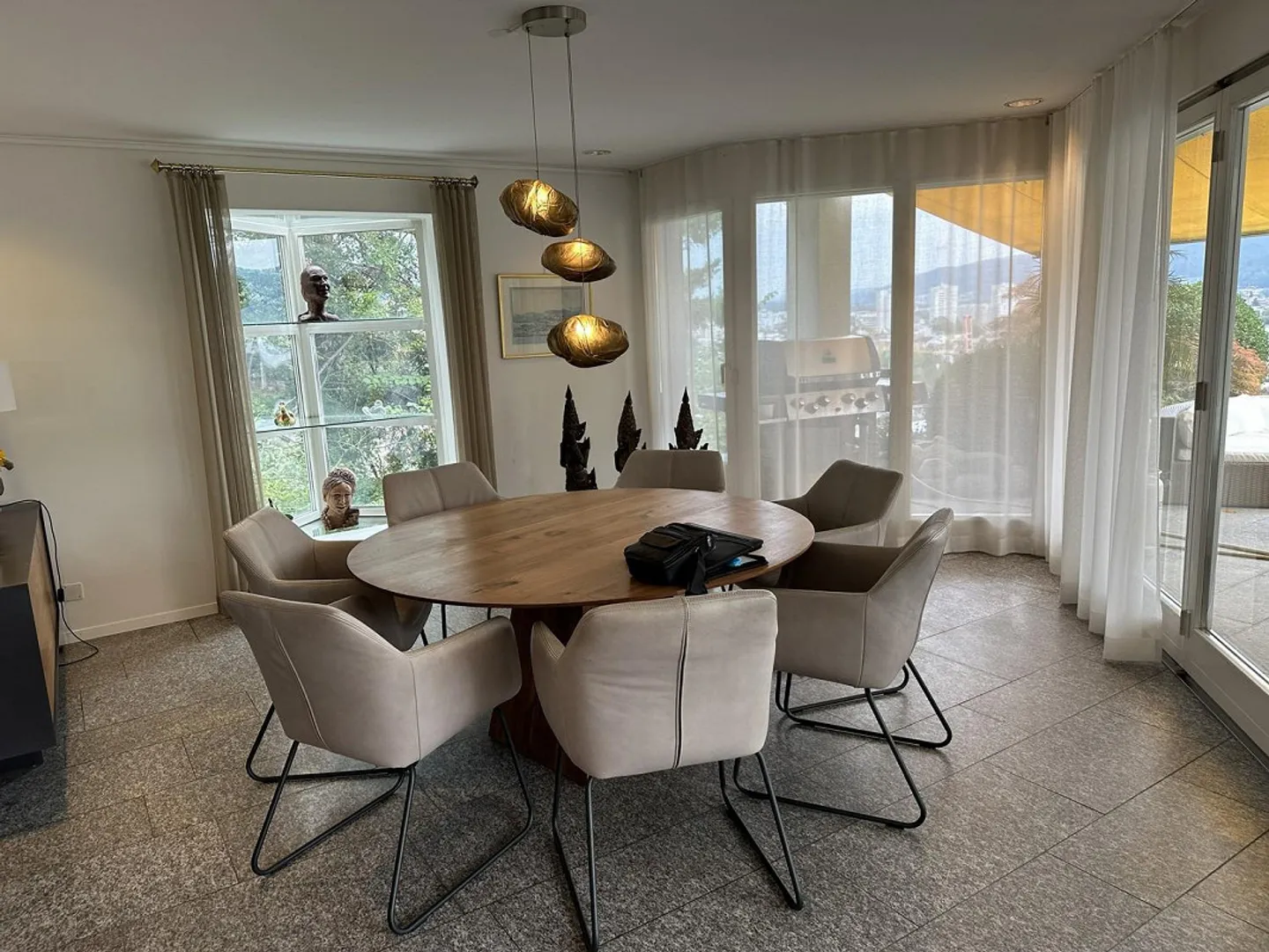 Exclusive Terrace Living with a View - Photo 10 of 13