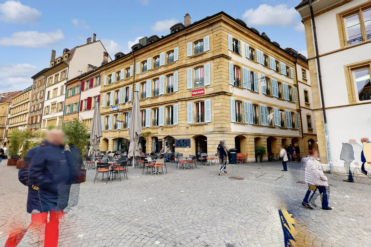 Vollständig renovierter Büroraum im Herzen von Neuenburg - Foto 1 von 9