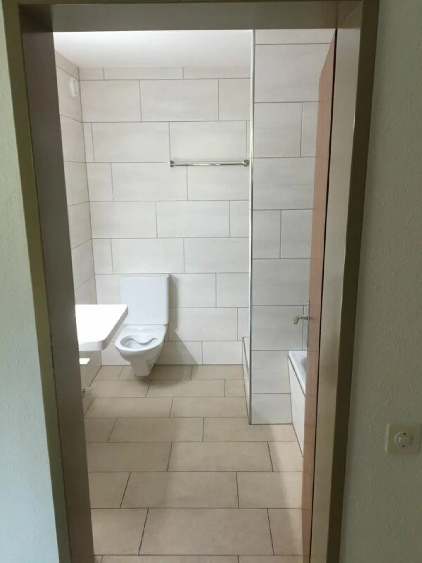 3 ½-room apartment on the ground floor with elevator - Photo 4 of 5