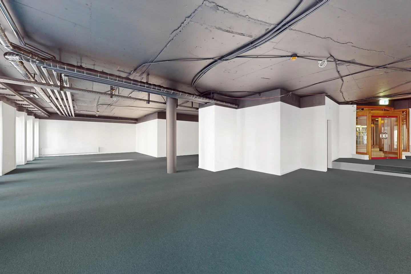 Vollständig renovierter Büroraum im Herzen von Neuenburg - Foto 7 von 9