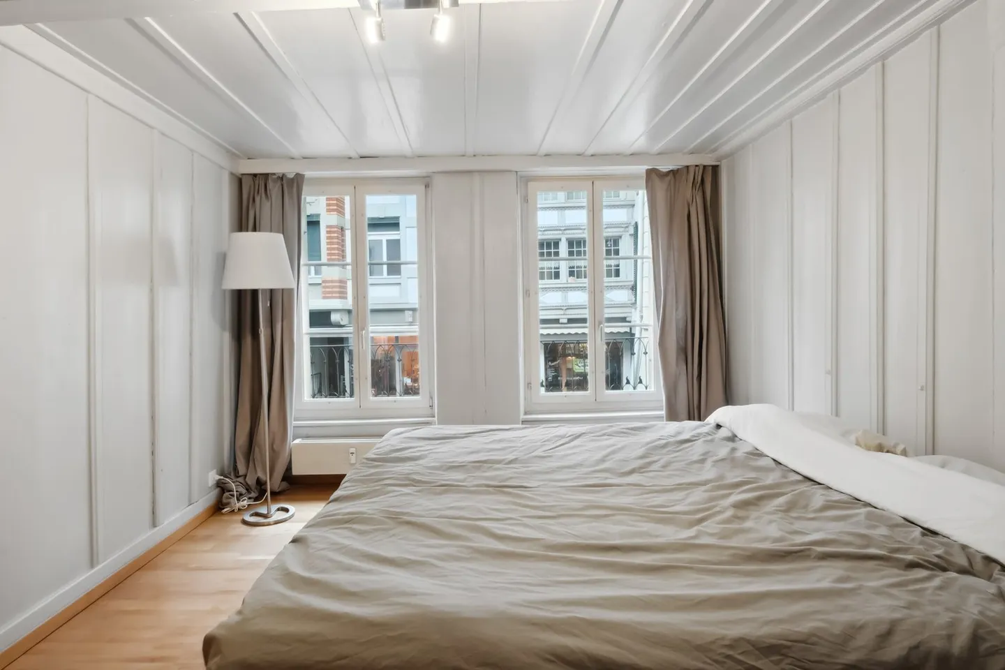 Appartamento 2,5 locali con balcone e vista sull'Aare - Foto 11 di 13