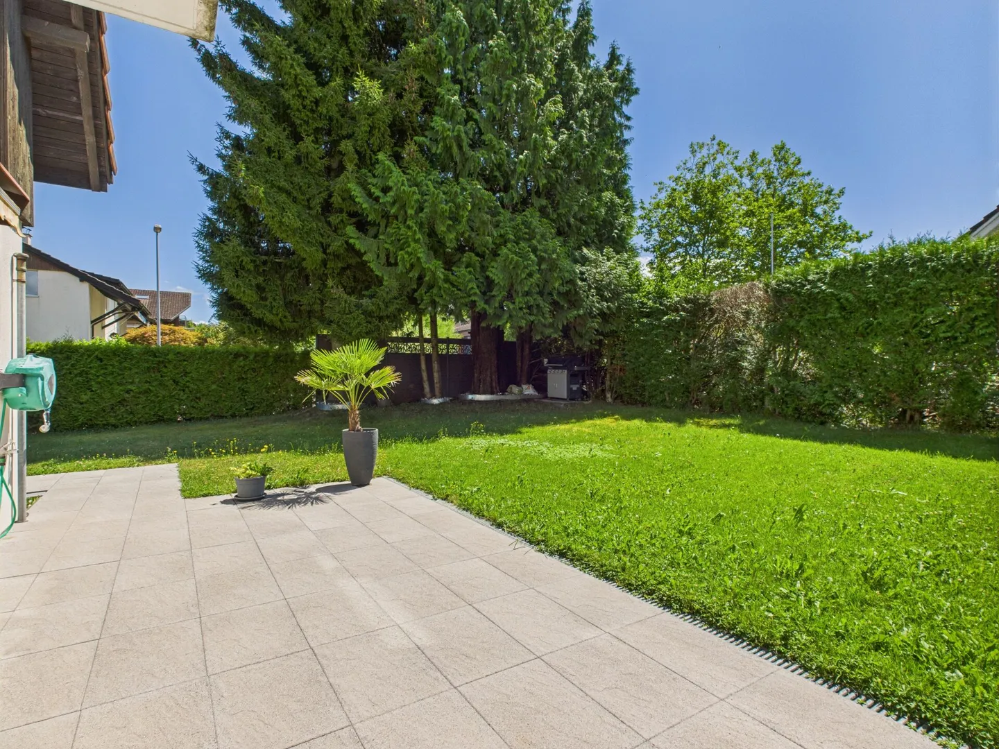 Casa singola in affitto - Foto 1 di 9