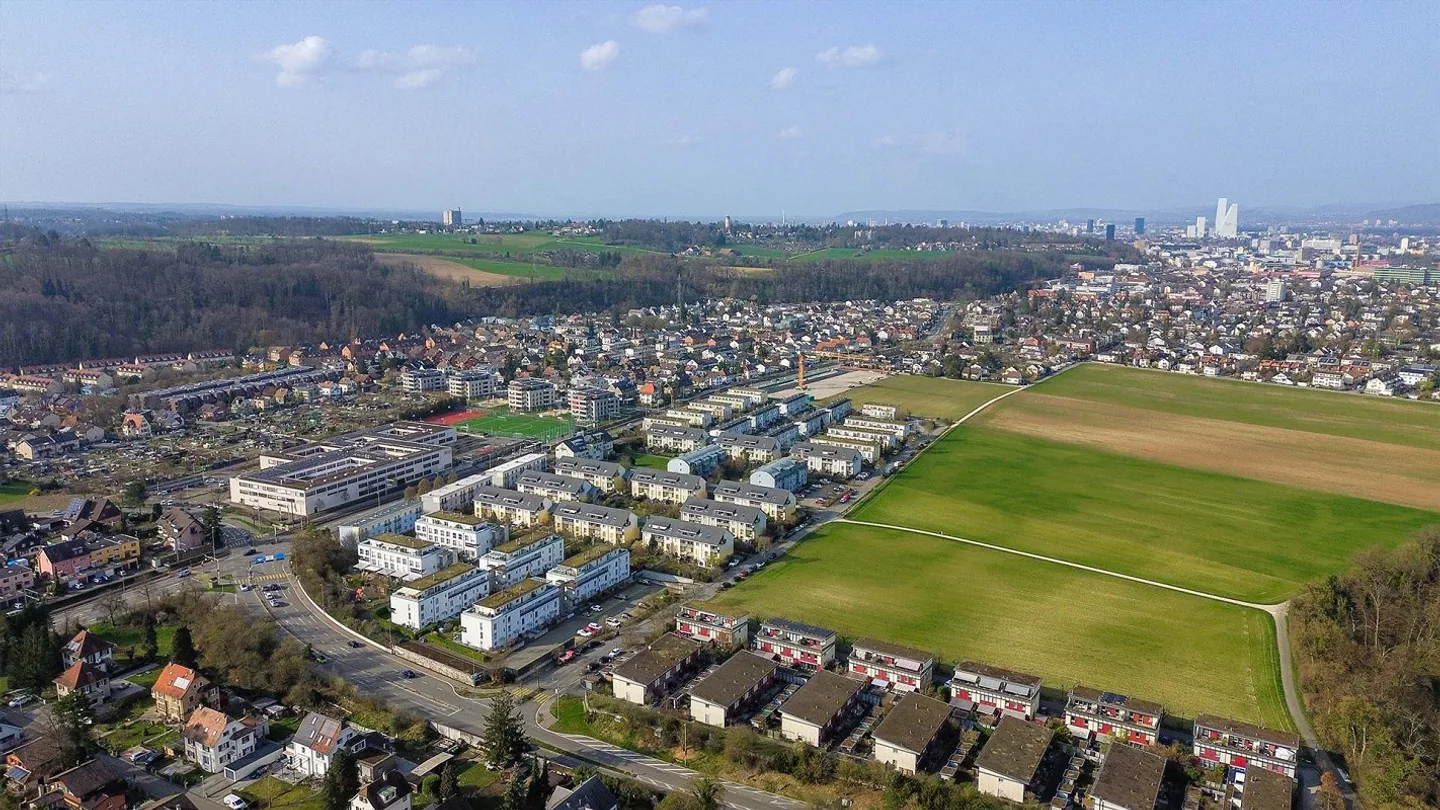 Spacieux appartement en attique de 4.5 pièces - Photo 12 sur 14