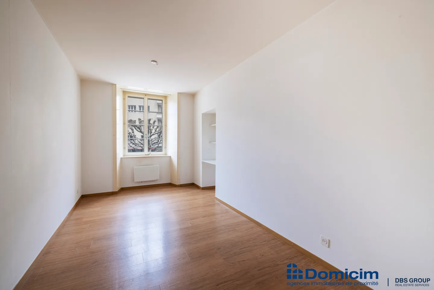 HERVORRAGENDES PREIS-LEISTUNGS-VERHÄLTNIS FÜR DIESE 3,5 ZIMMER IM STADTZENTRUM! - Foto 2 von 6