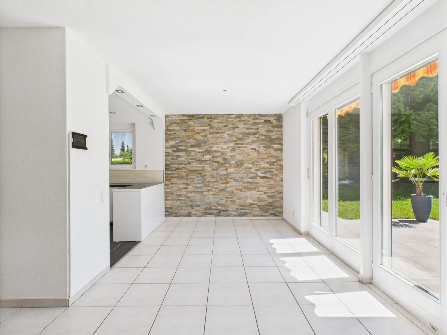 Casa singola in affitto - Foto 5 di 9