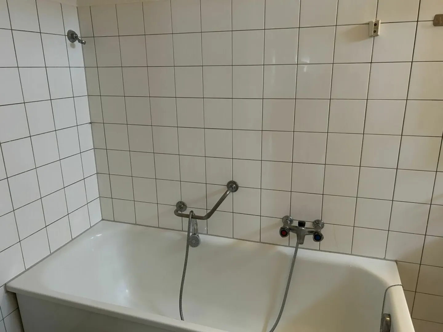 Appartamento 2.5 locali, 2° piano, spazi ampi senza balcone - Foto 7 di 13