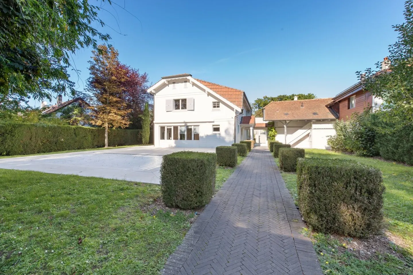 Magnificent renovated family property in the heart of Bellevue - Photo 17 of 17