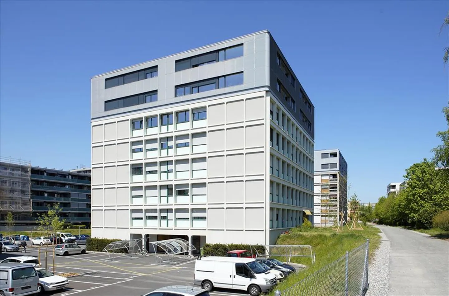 Appartement Charmant à Châtelaine - Photo 2 sur 6