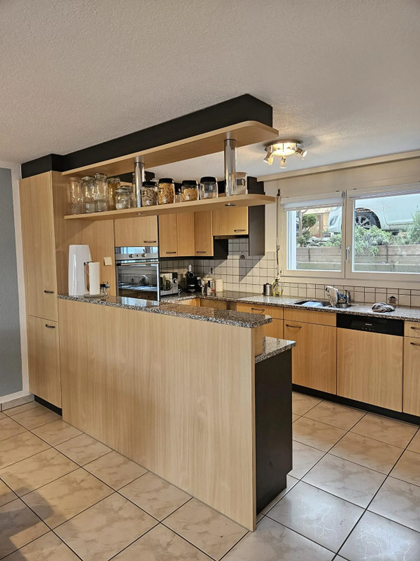 5.5-Room House with Unobstructed Mountain View – Peace, Nature & Zurich in 20 - Photo 4 of 13