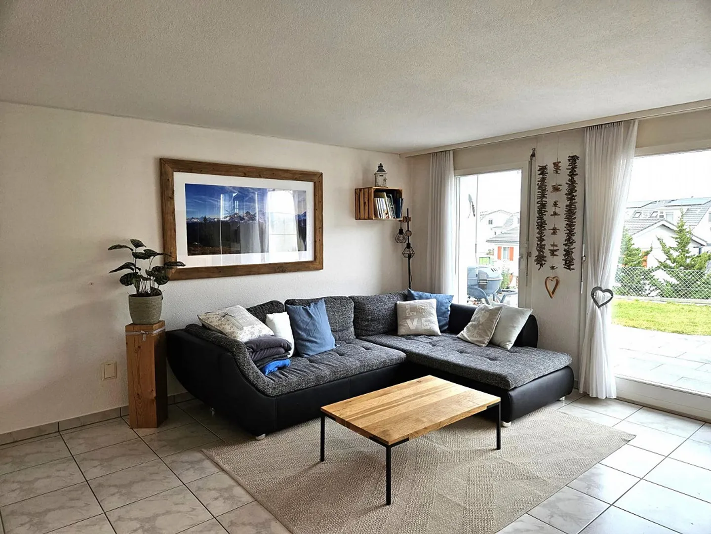 5.5-Room House with Unobstructed Mountain View – Peace, Nature & Zurich in 20 - Photo 7 of 13