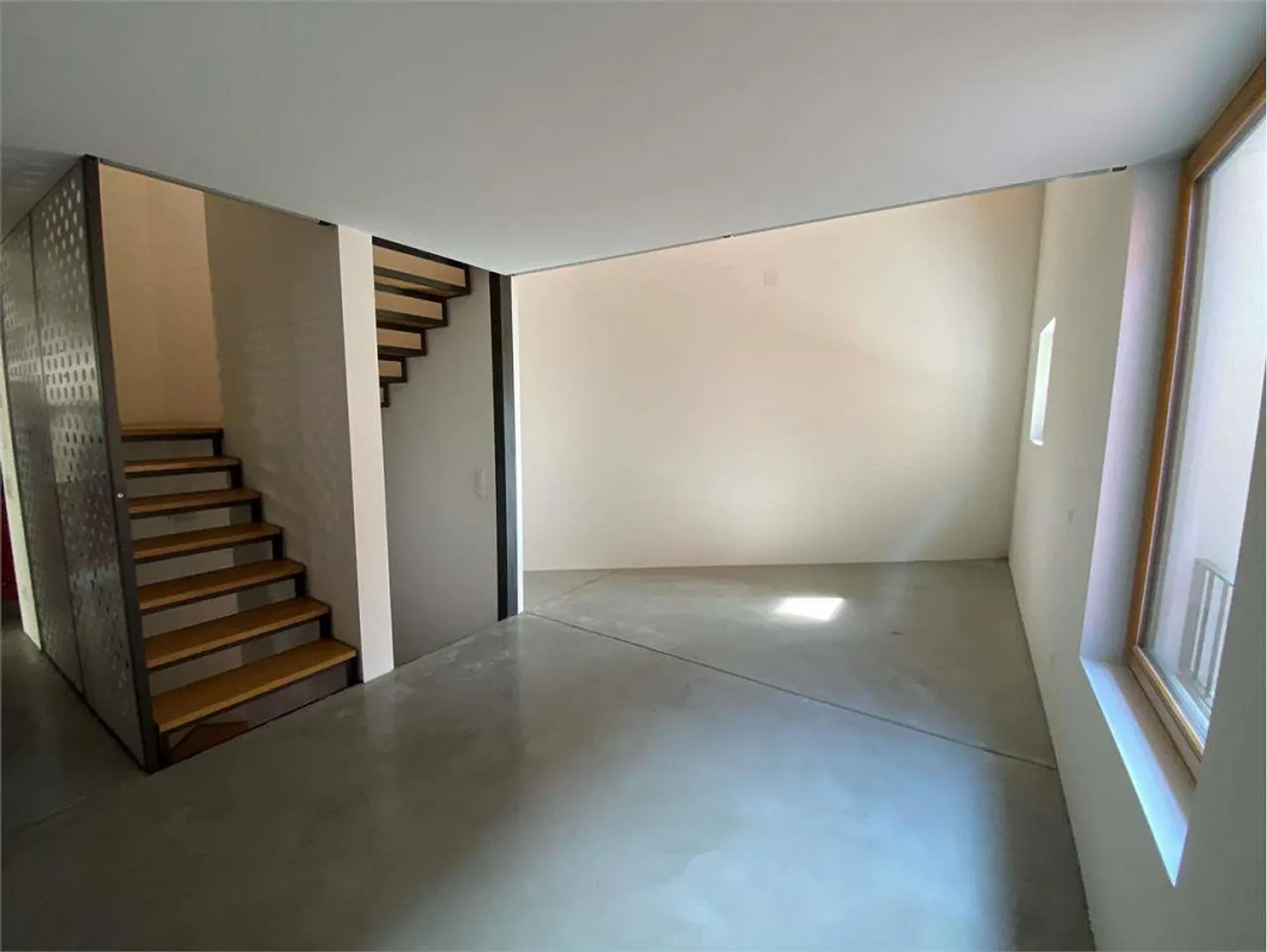 Casa unifamiliare completamente ristrutturata - Foto 1 di 13