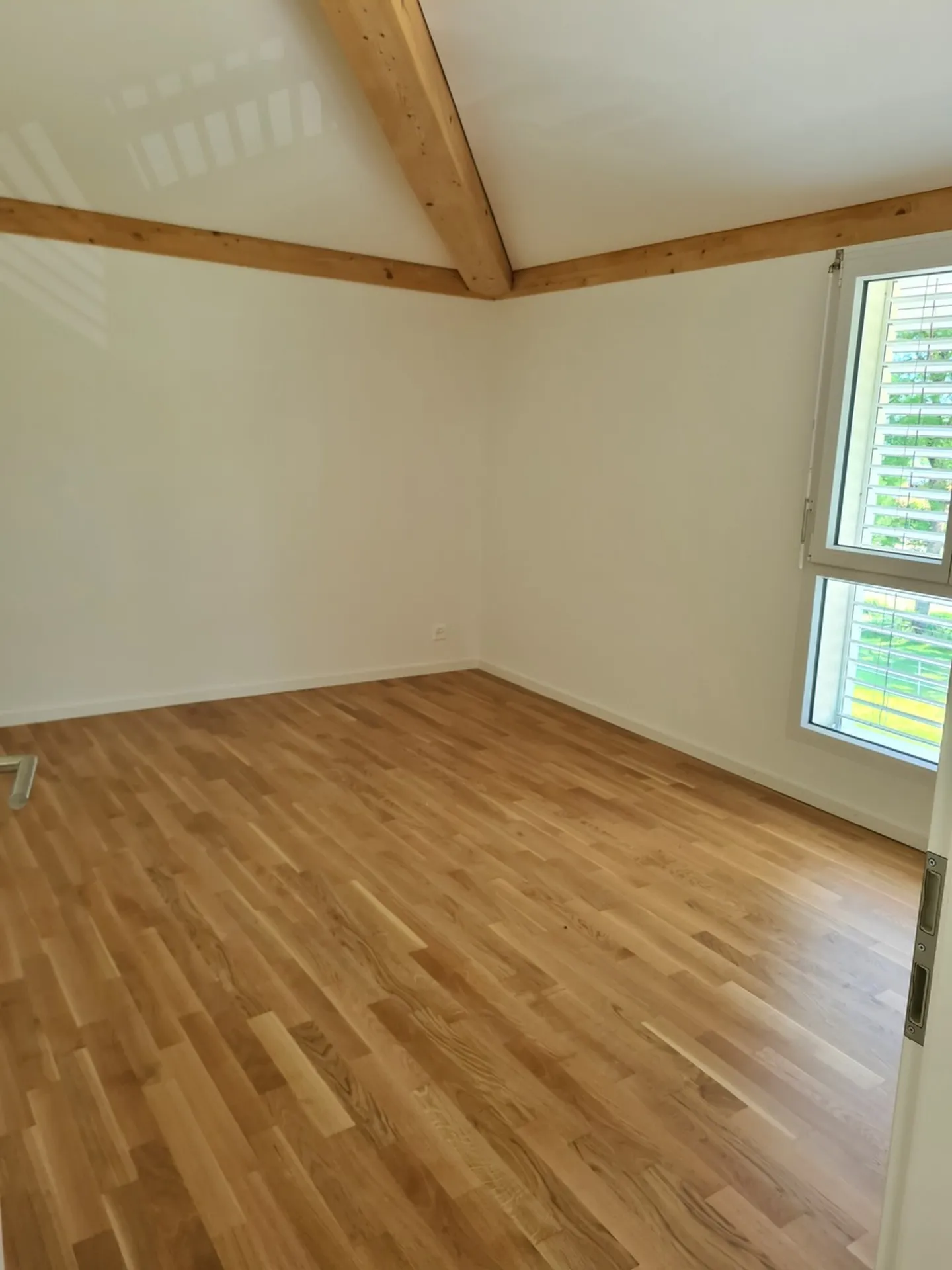 Apartment for rent - Photo 5 of 9